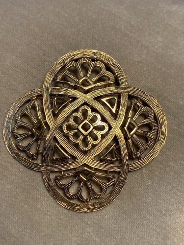 Vintage Trifari Large Celtic Knot Gold Tone Brooch