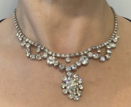 Gorgeous 1940s Diamanté Crystals Festoon Style Necklace